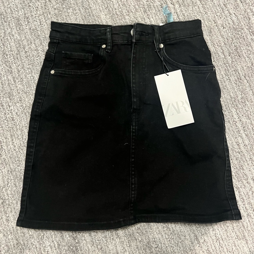 NWT Zara Black Denim Mini Skirt Small